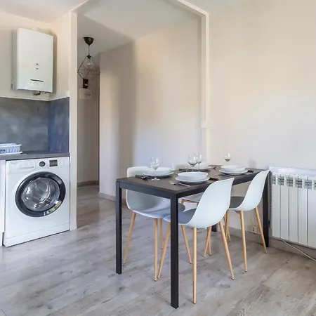 Superbe T2 Proche Avec Parking Daire *