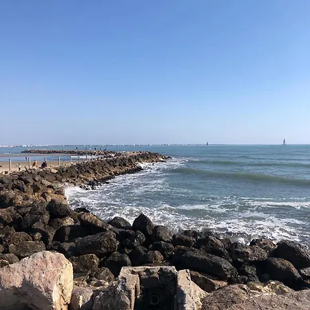 Superbe T2 Proche Avec Parking Apartmán